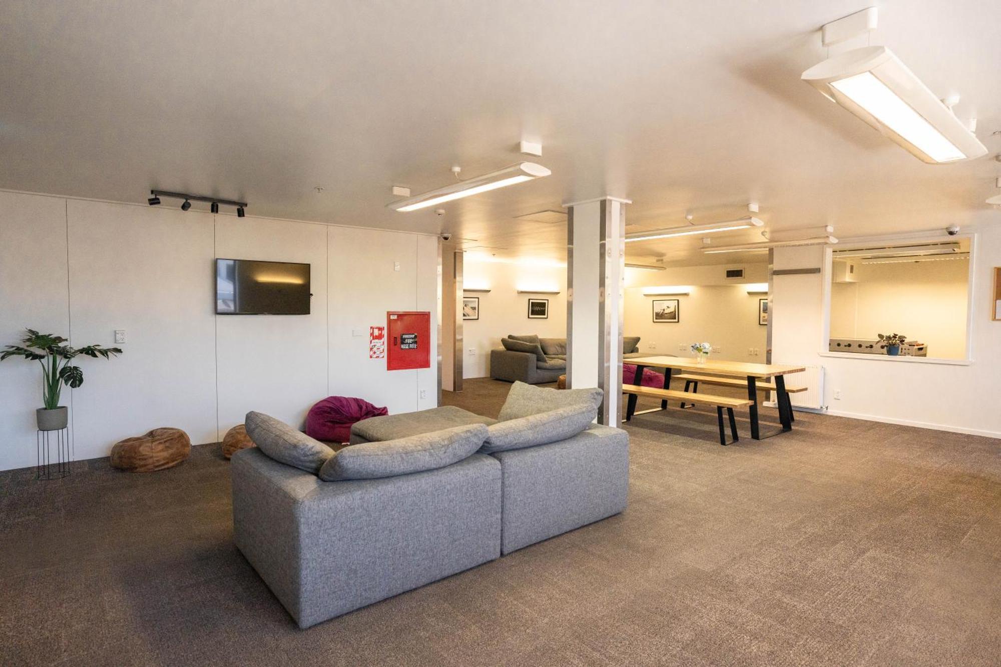 The Brownston Hostel Wanaka Extérieur photo