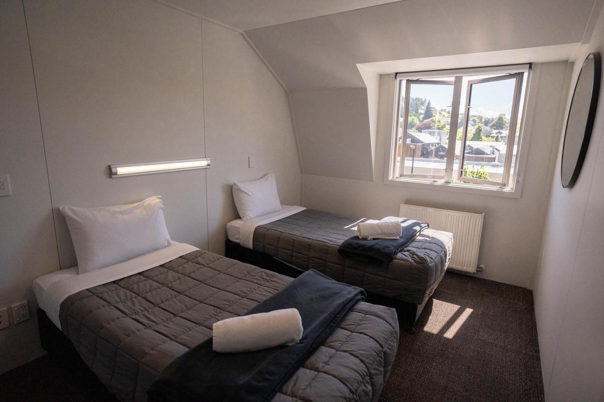 The Brownston Hostel Wanaka Extérieur photo
