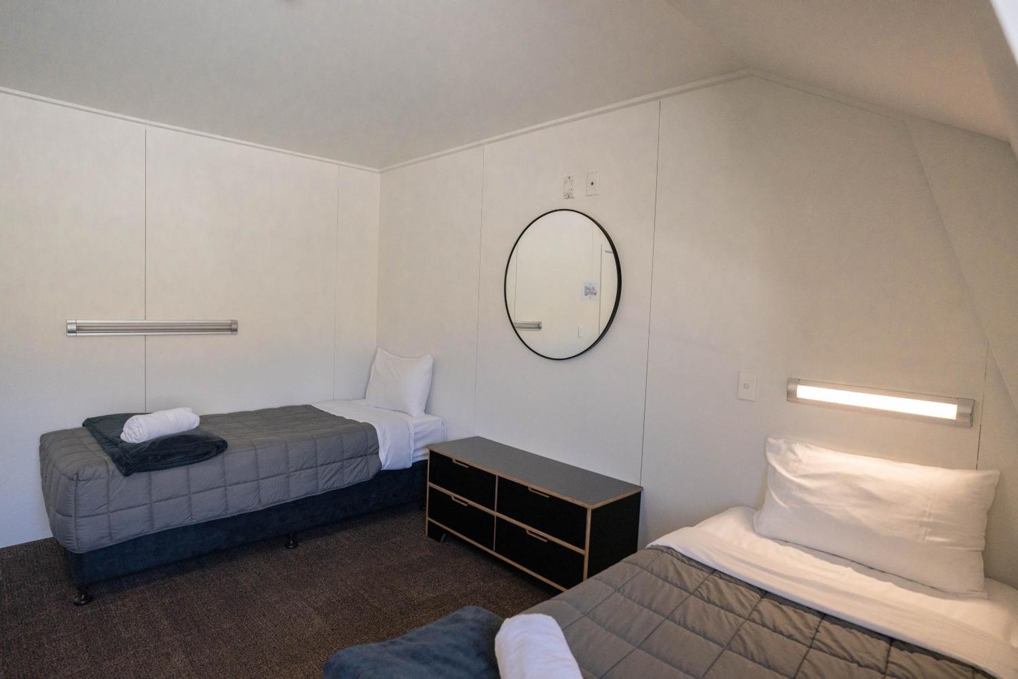 The Brownston Hostel Wanaka Extérieur photo
