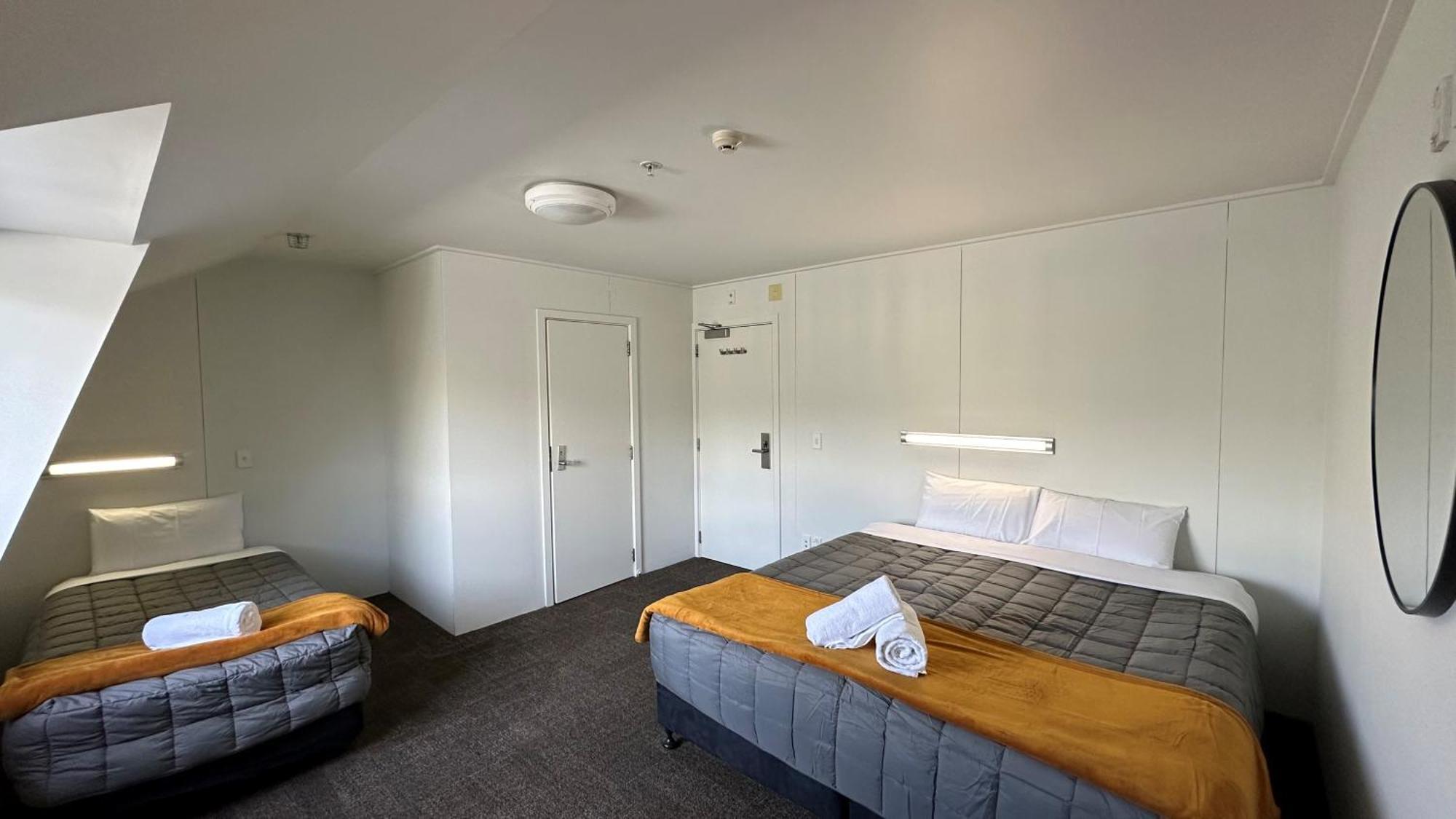 The Brownston Hostel Wanaka Extérieur photo