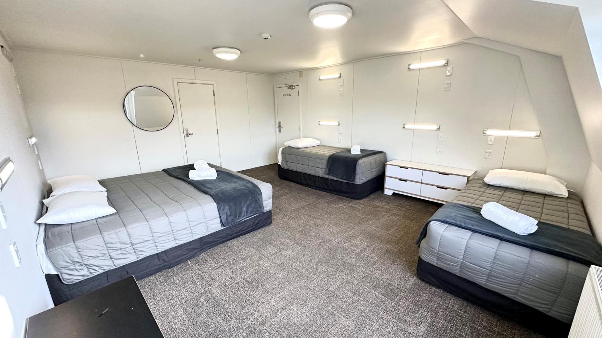 The Brownston Hostel Wanaka Extérieur photo